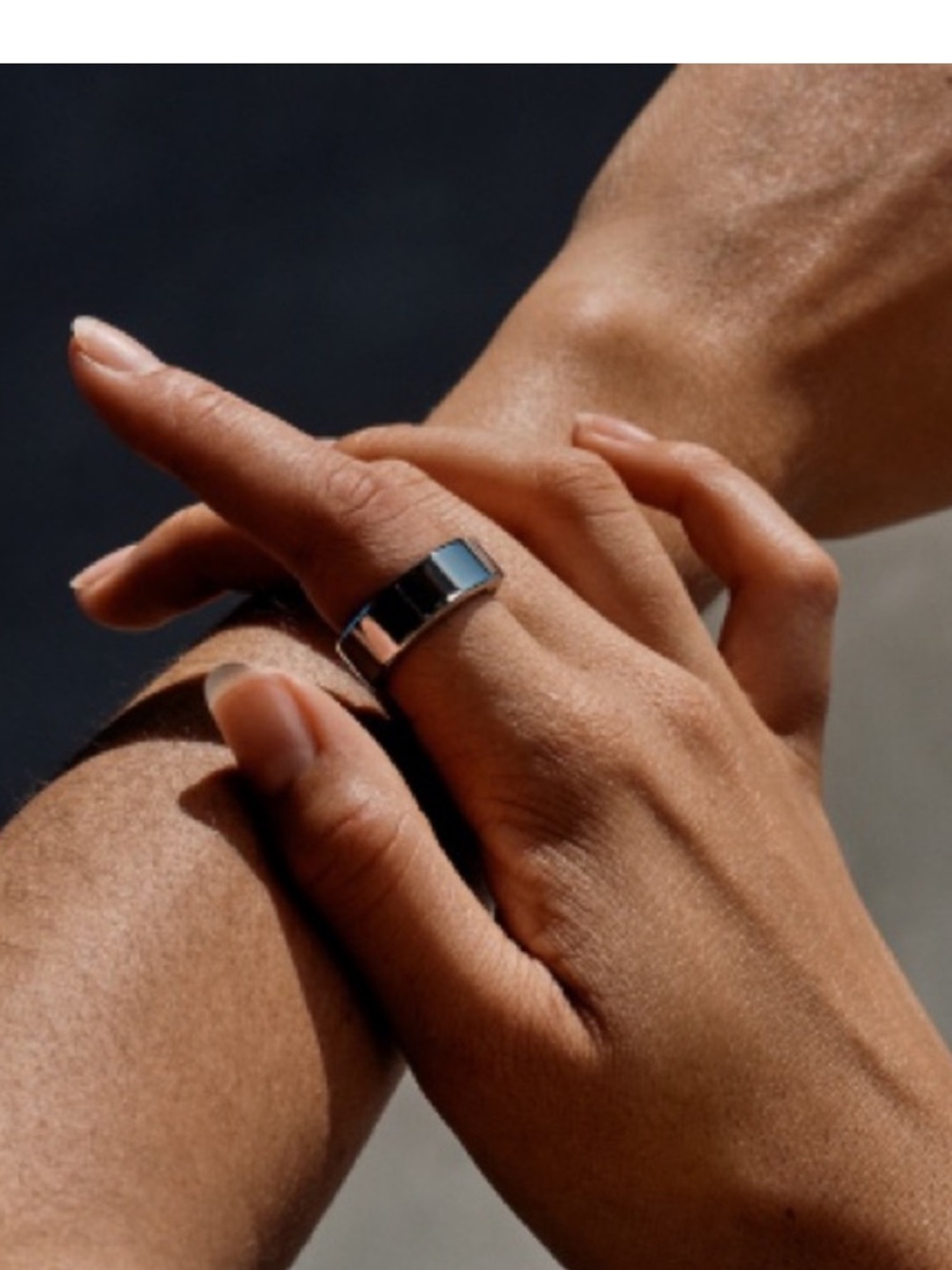 Oura Ring Gen 3 Size 11 Complete with Charger in Silver